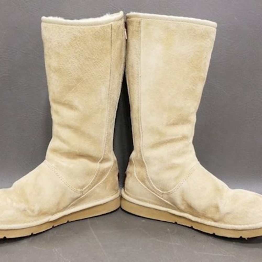 SOLD!!  UGG Best Offer